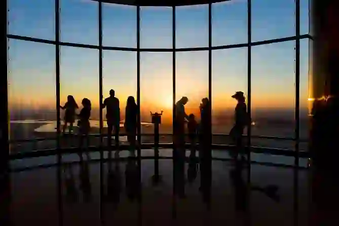 Burj Khalifa At The Top + Sunrise + Morning Treat