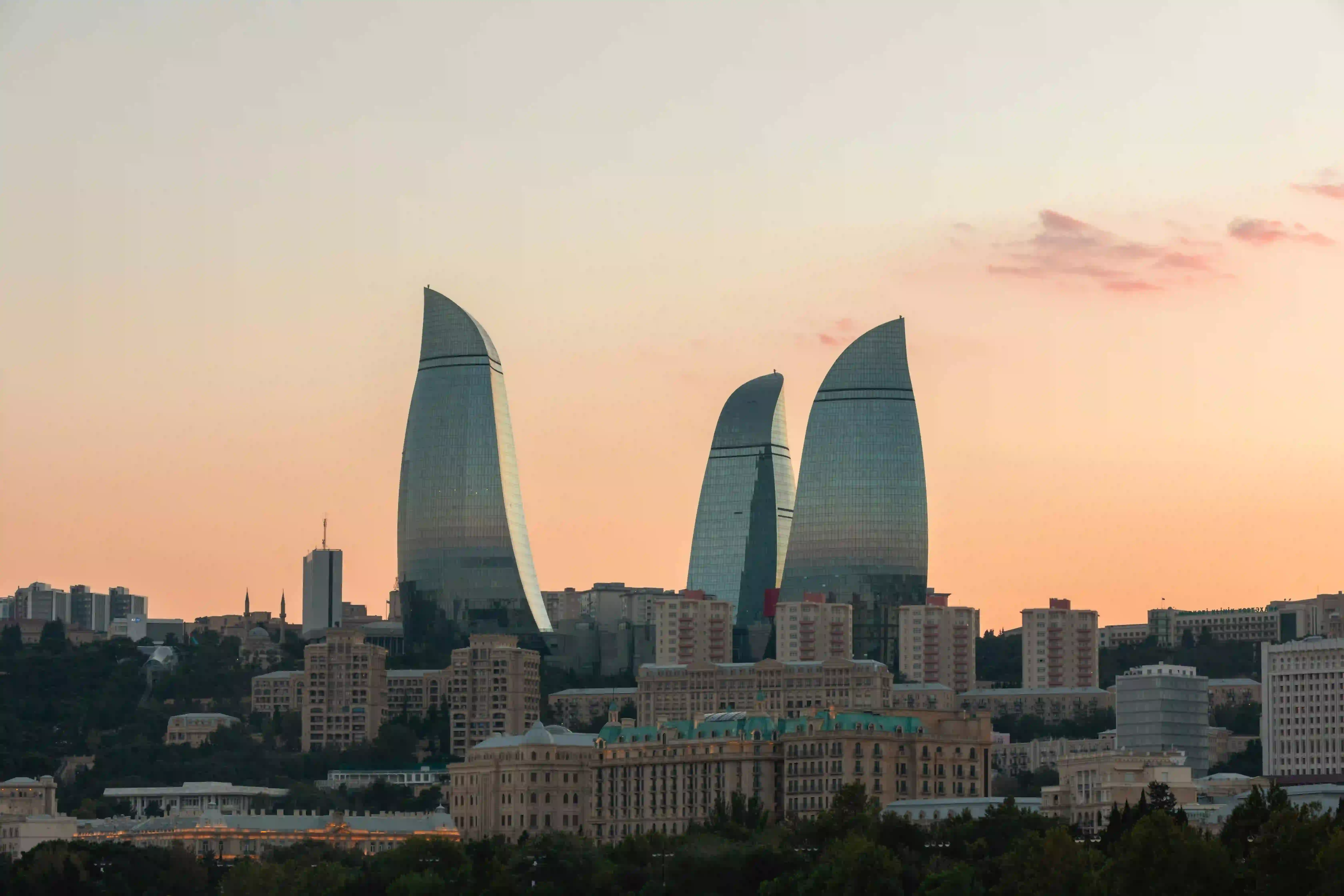 Discover Azerbaijan: 3 Nights / 4 Days Baku & Absheron Tour
