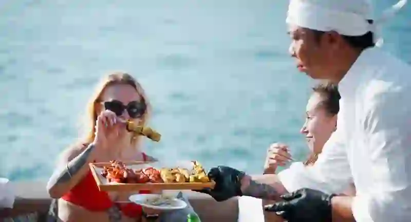 LUXURY SUPER YACHT EXPERIENCE MORNING